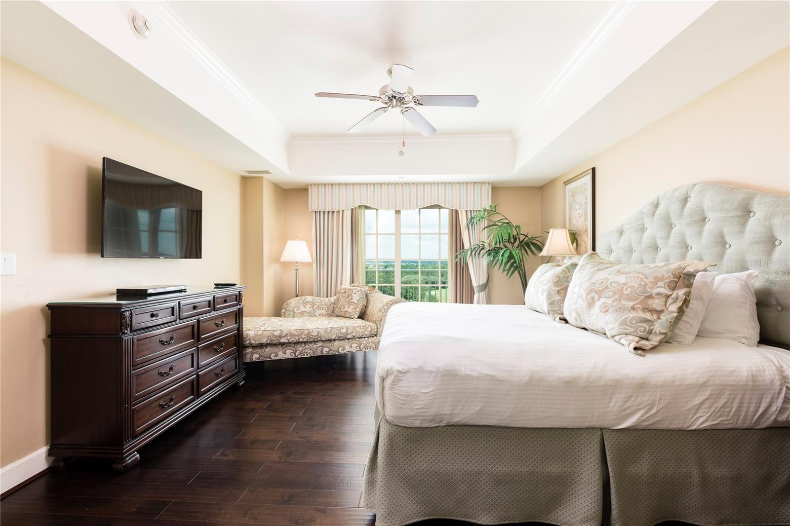 REUNION GRANDE CONDO - Residential