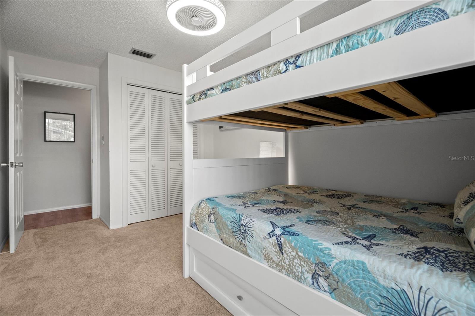 TAHITIAN GARDENS CONDO - Residential