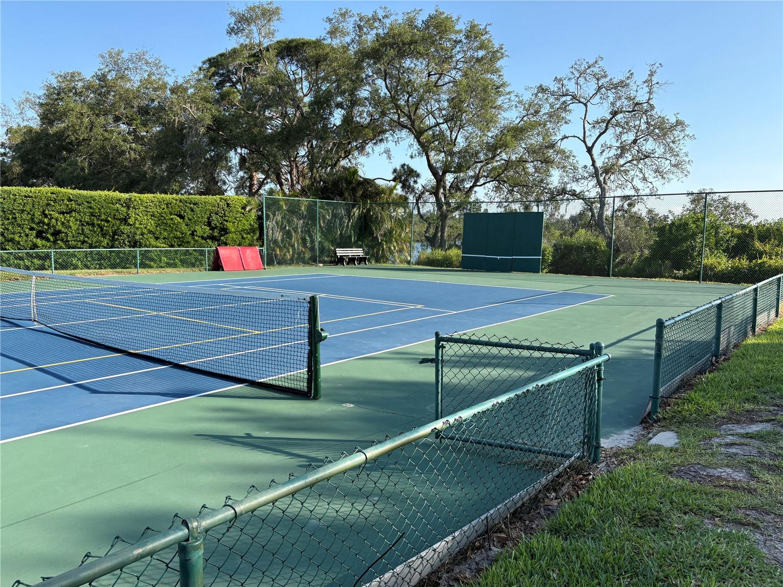 BRADEN RIVER LAKES - Residential