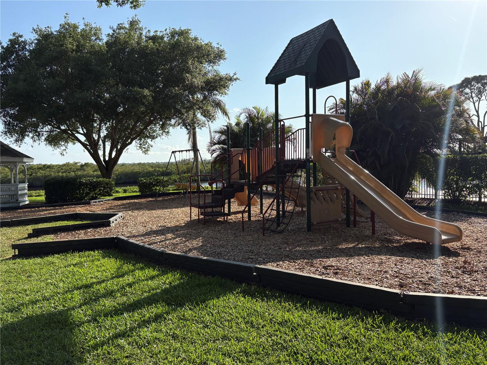 BRADEN RIVER LAKES - Residential