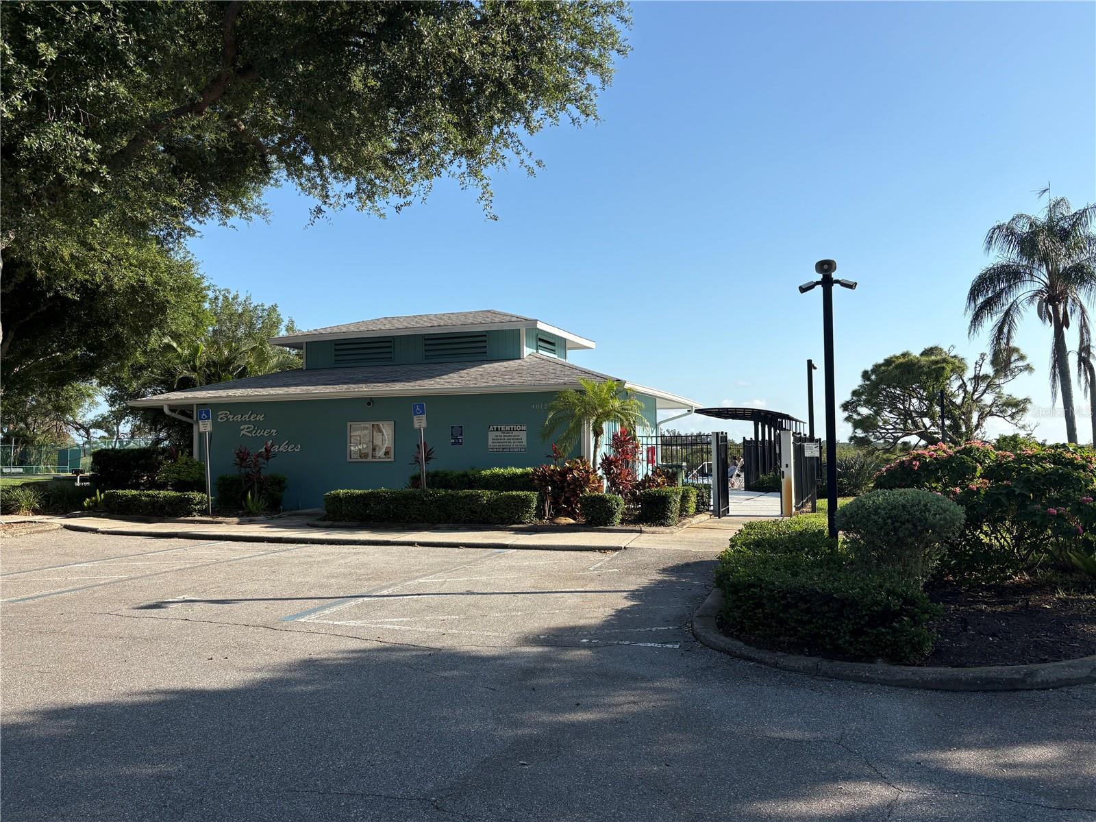 BRADEN RIVER LAKES - Residential