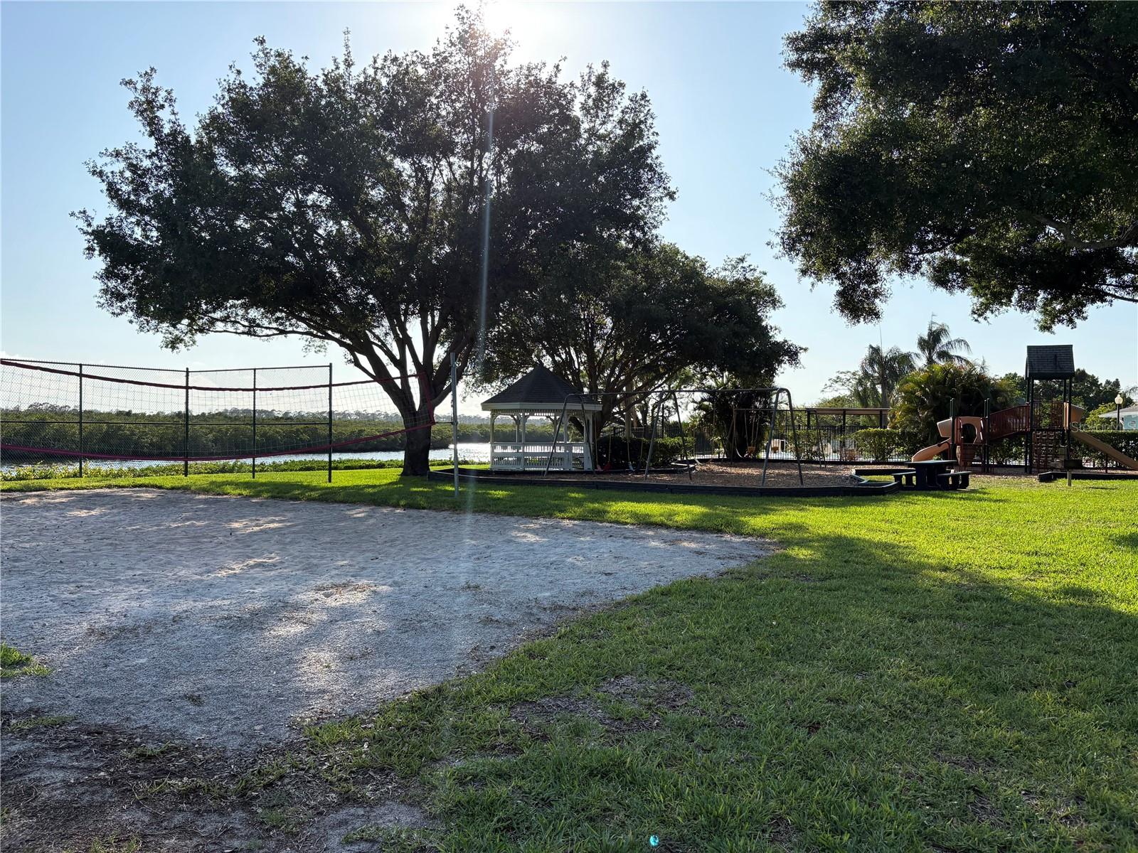 BRADEN RIVER LAKES - Residential