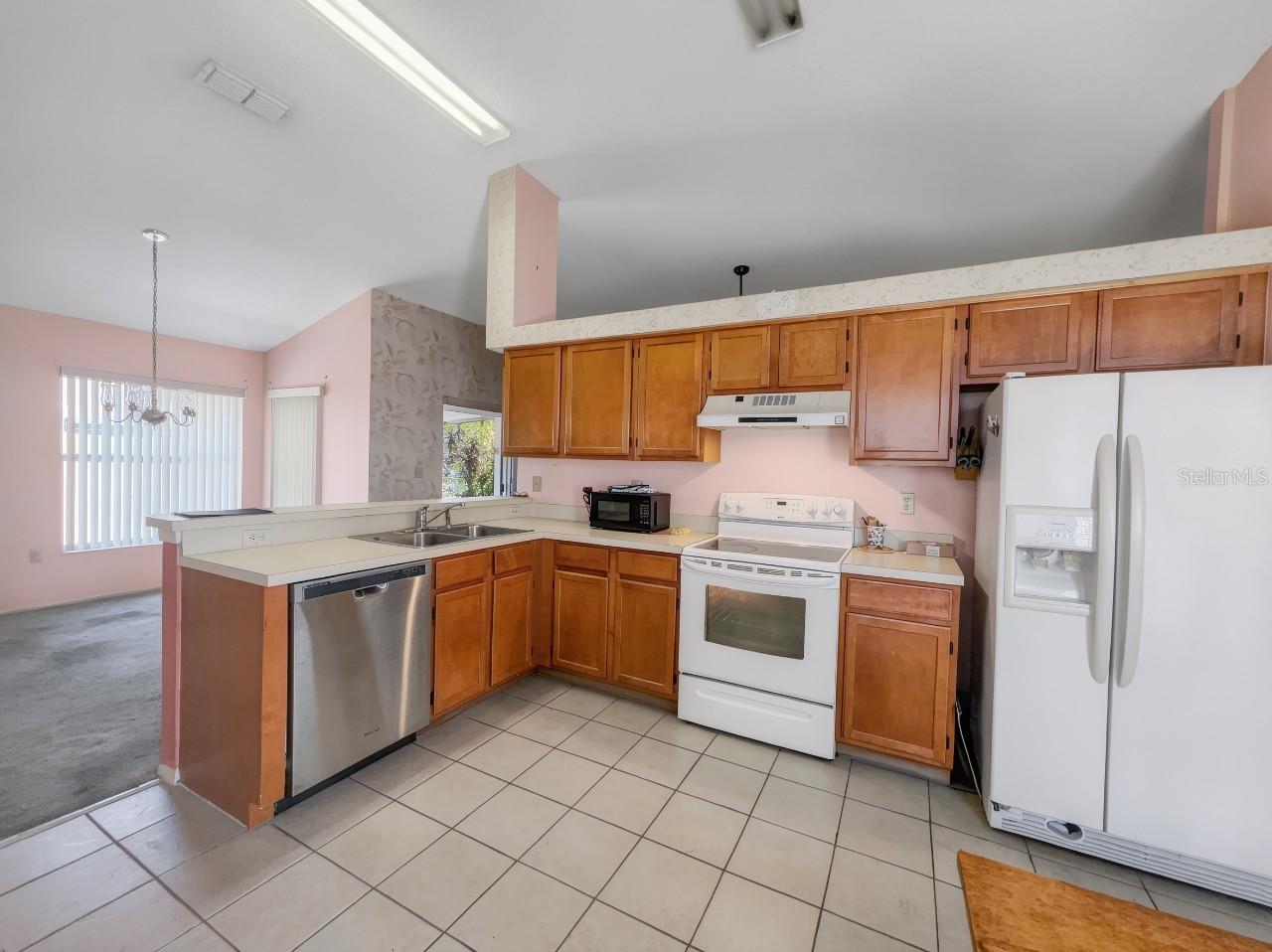 BRADEN RIVER LAKES - Residential