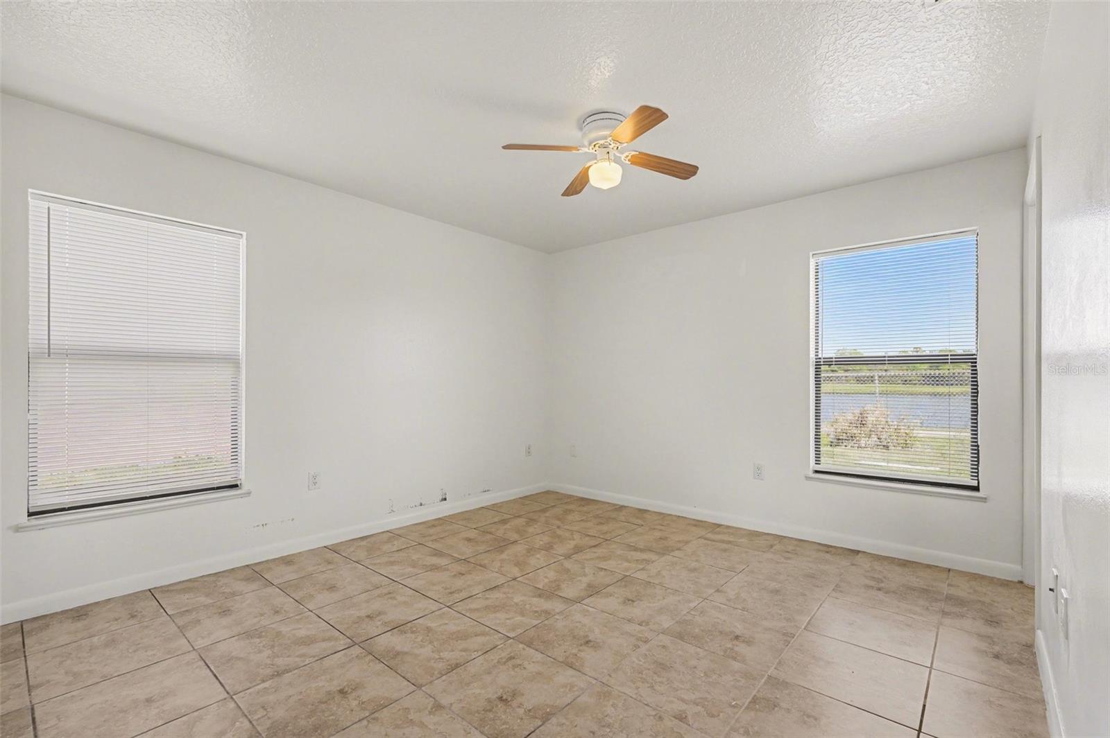 CASA LOMA SUB - Residential