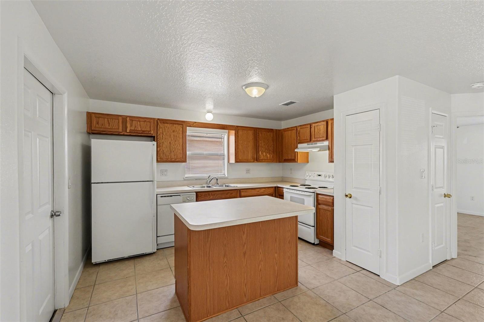 CASA LOMA SUB - Residential