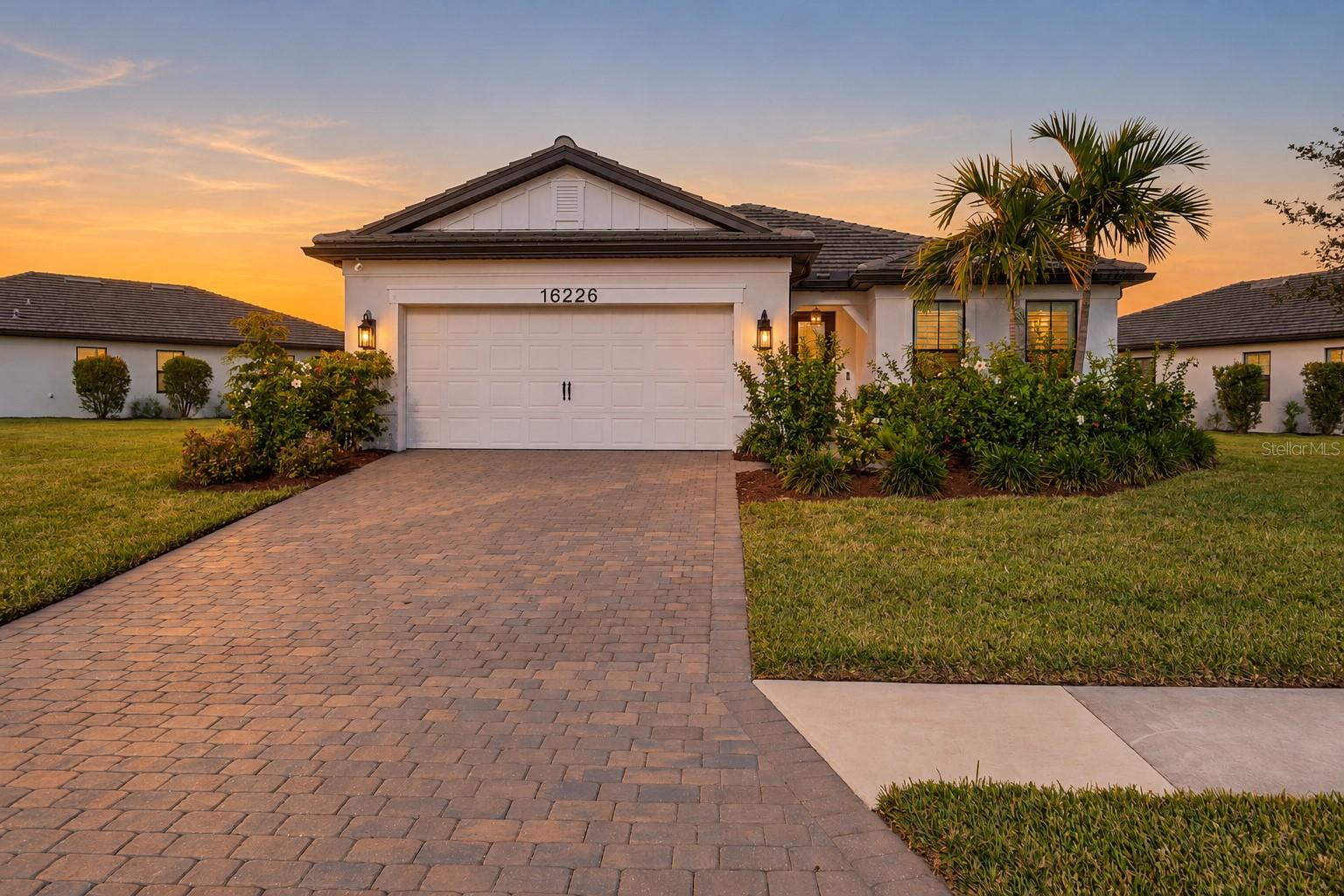 16226 HIDDEN OAK LOOP, LAKEWOOD RANCH, FL, 34211 1 16226 HIDDEN OAK LOOP