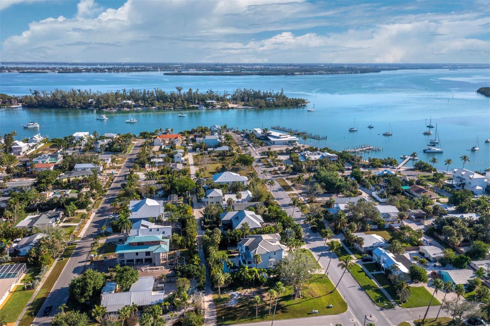 LONGBEACH ON LONGBOAT KEY - Residential