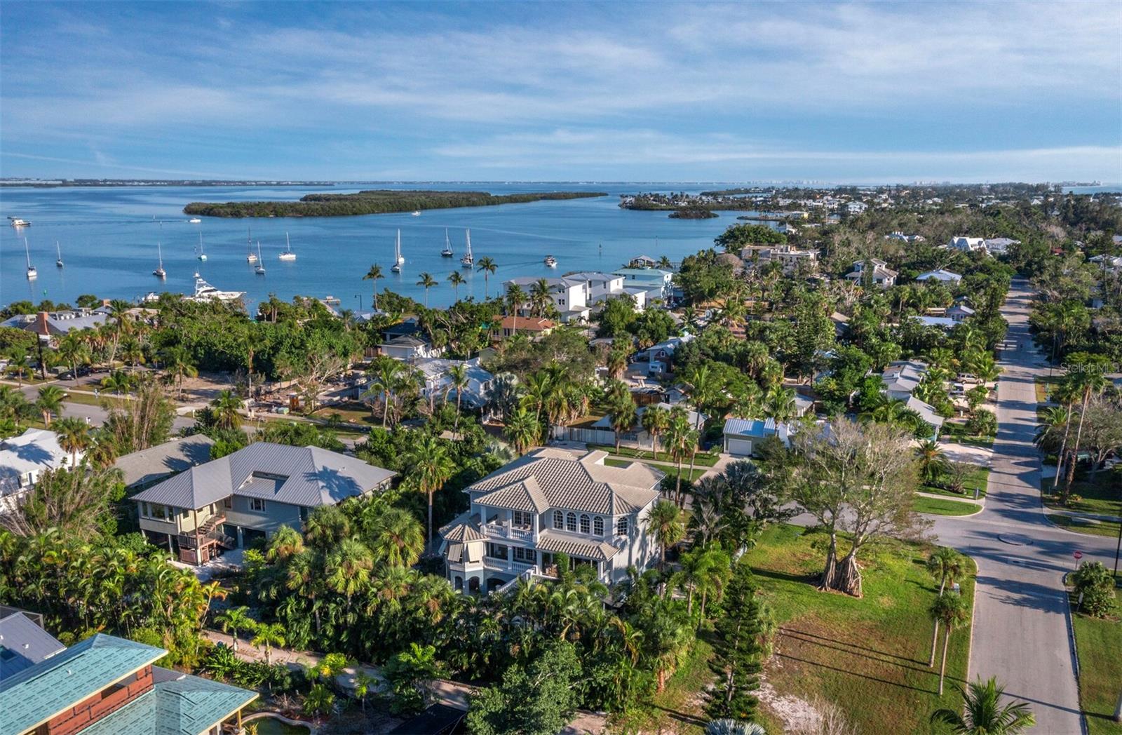 LONGBEACH ON LONGBOAT KEY - Residential