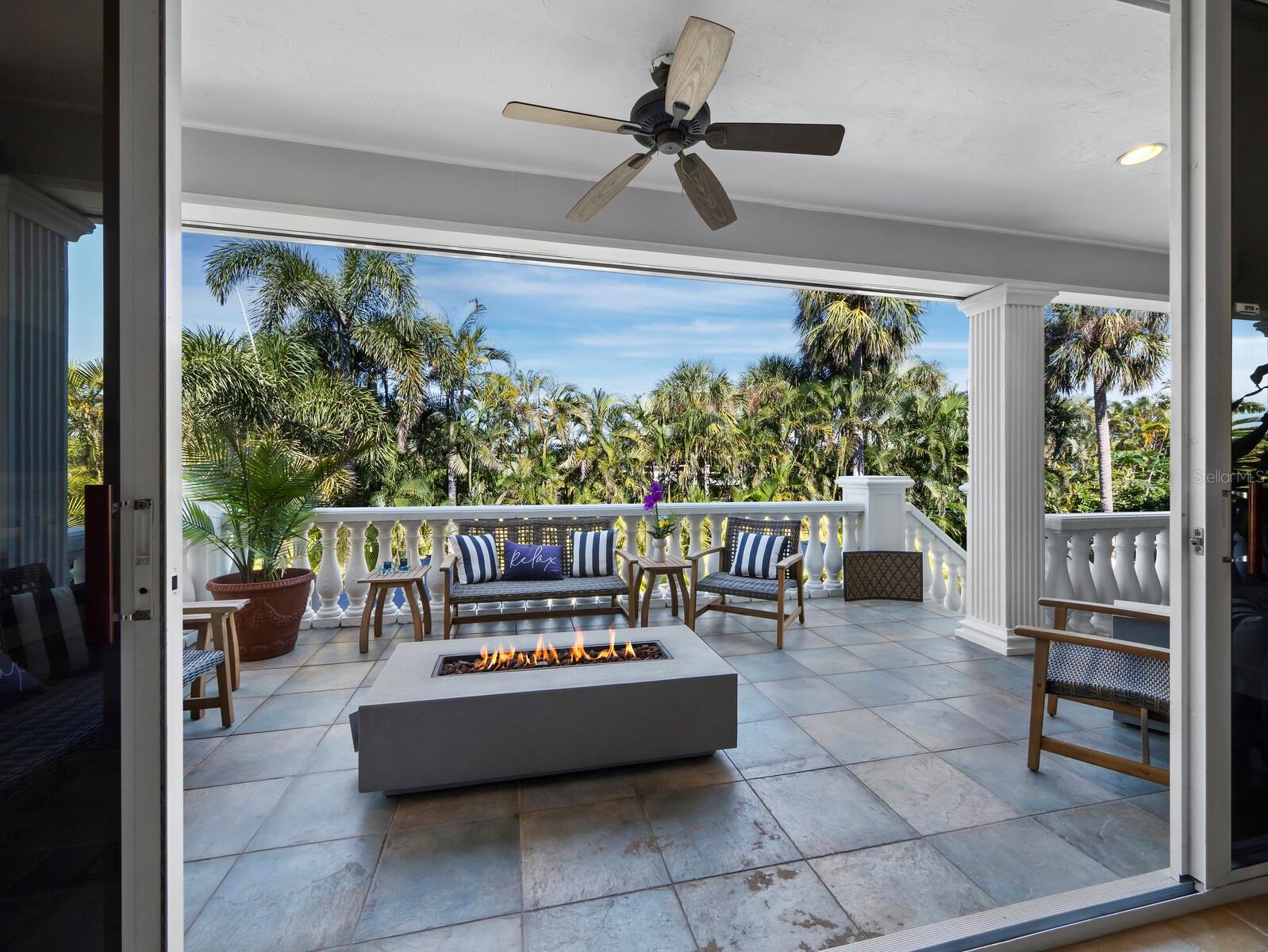 LONGBEACH ON LONGBOAT KEY - Residential