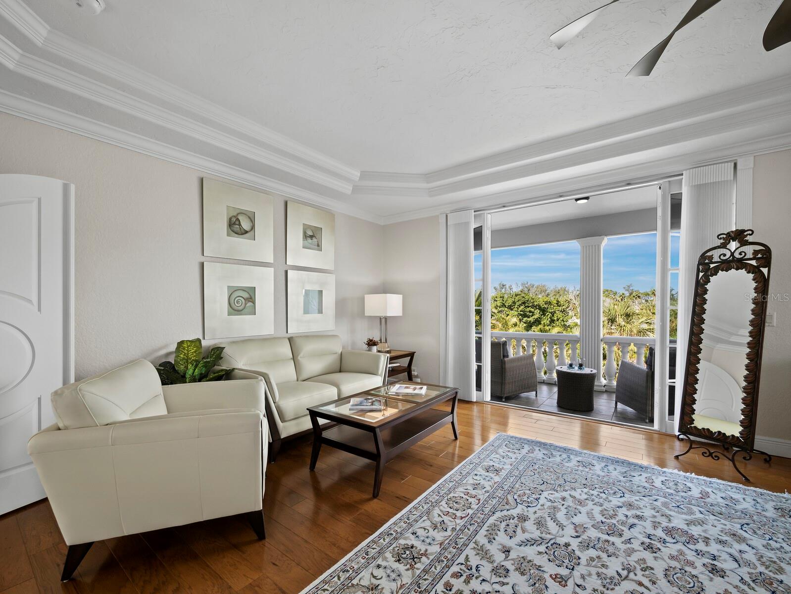 LONGBEACH ON LONGBOAT KEY - Residential