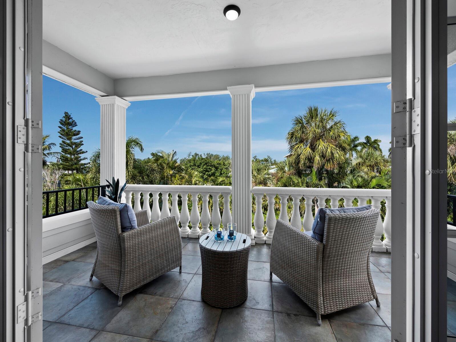 LONGBEACH ON LONGBOAT KEY - Residential