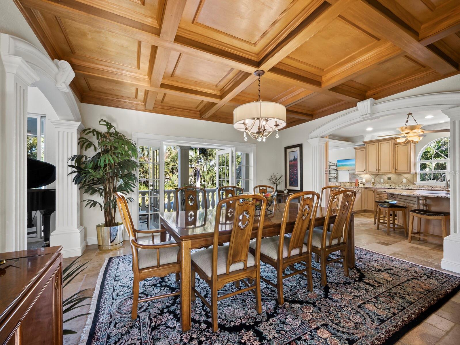 LONGBEACH ON LONGBOAT KEY - Residential