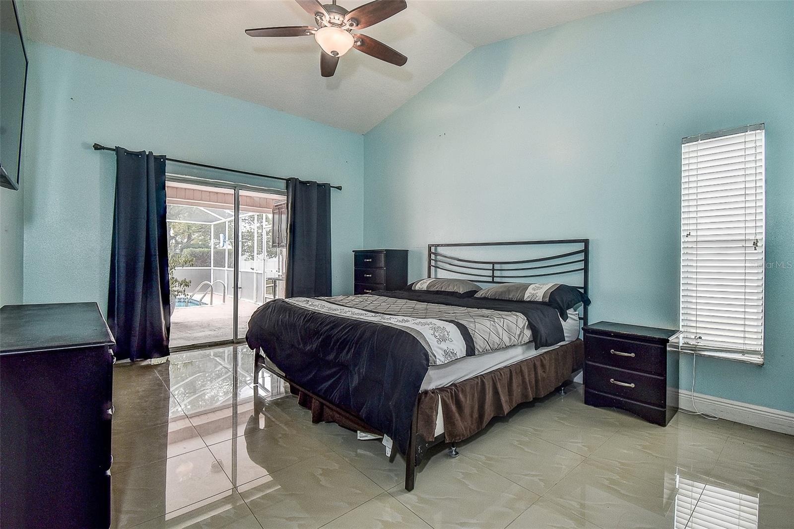 VILLAGE VAN GOGH - Residential