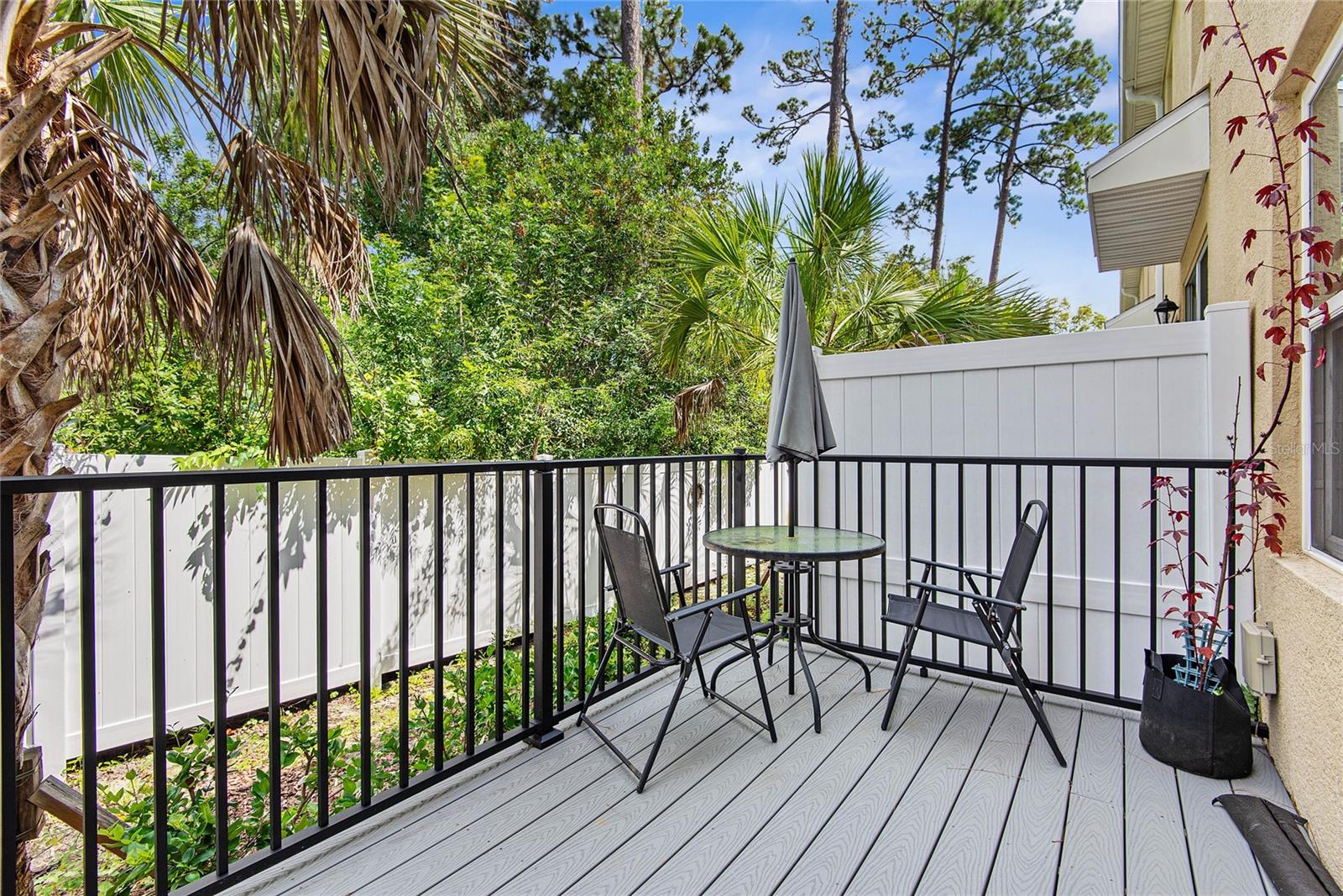 BELLA OAKS - Residential