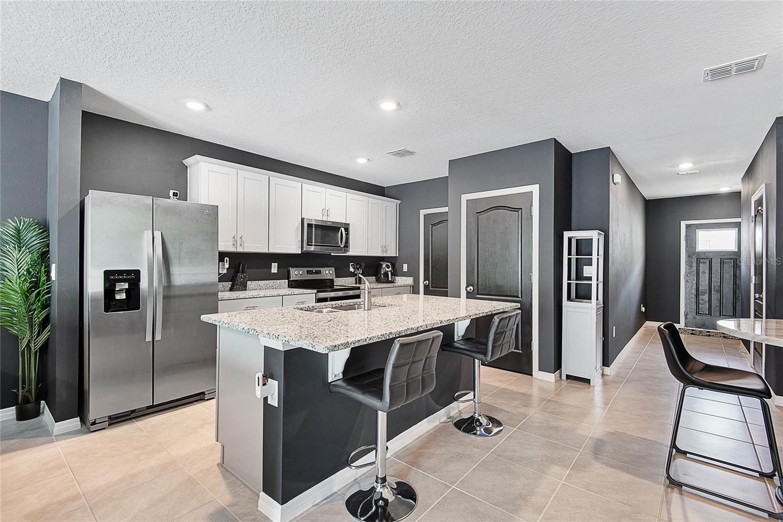 BELLA OAKS - Residential