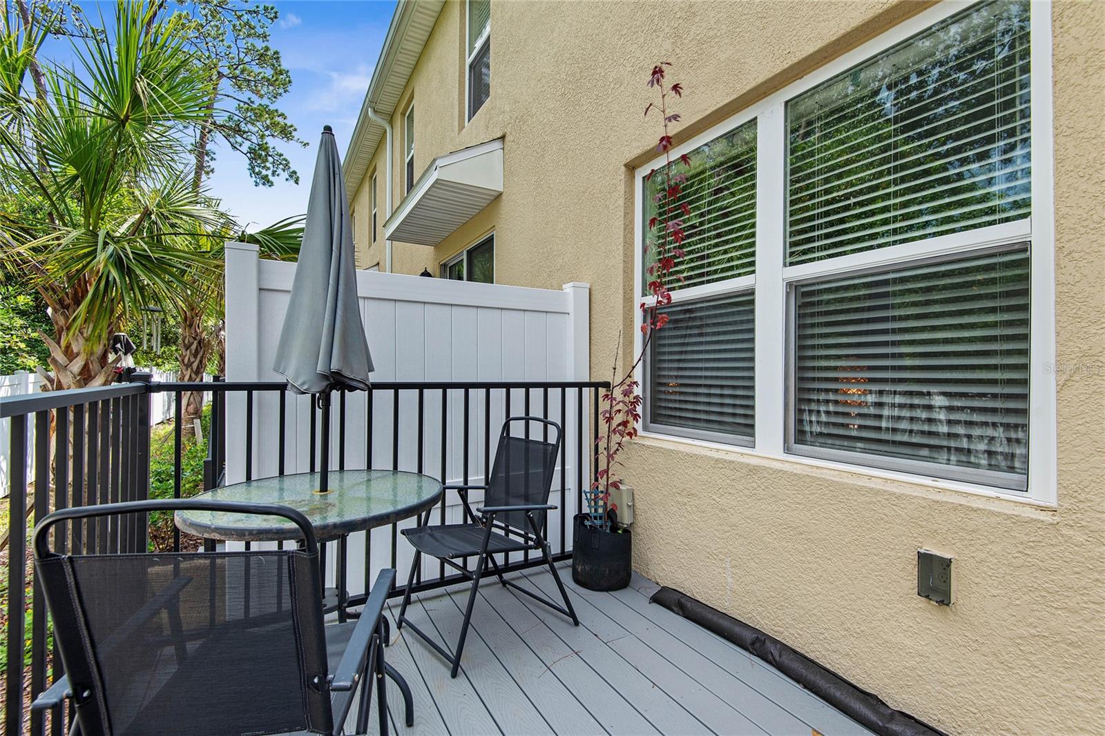 BELLA OAKS - Residential