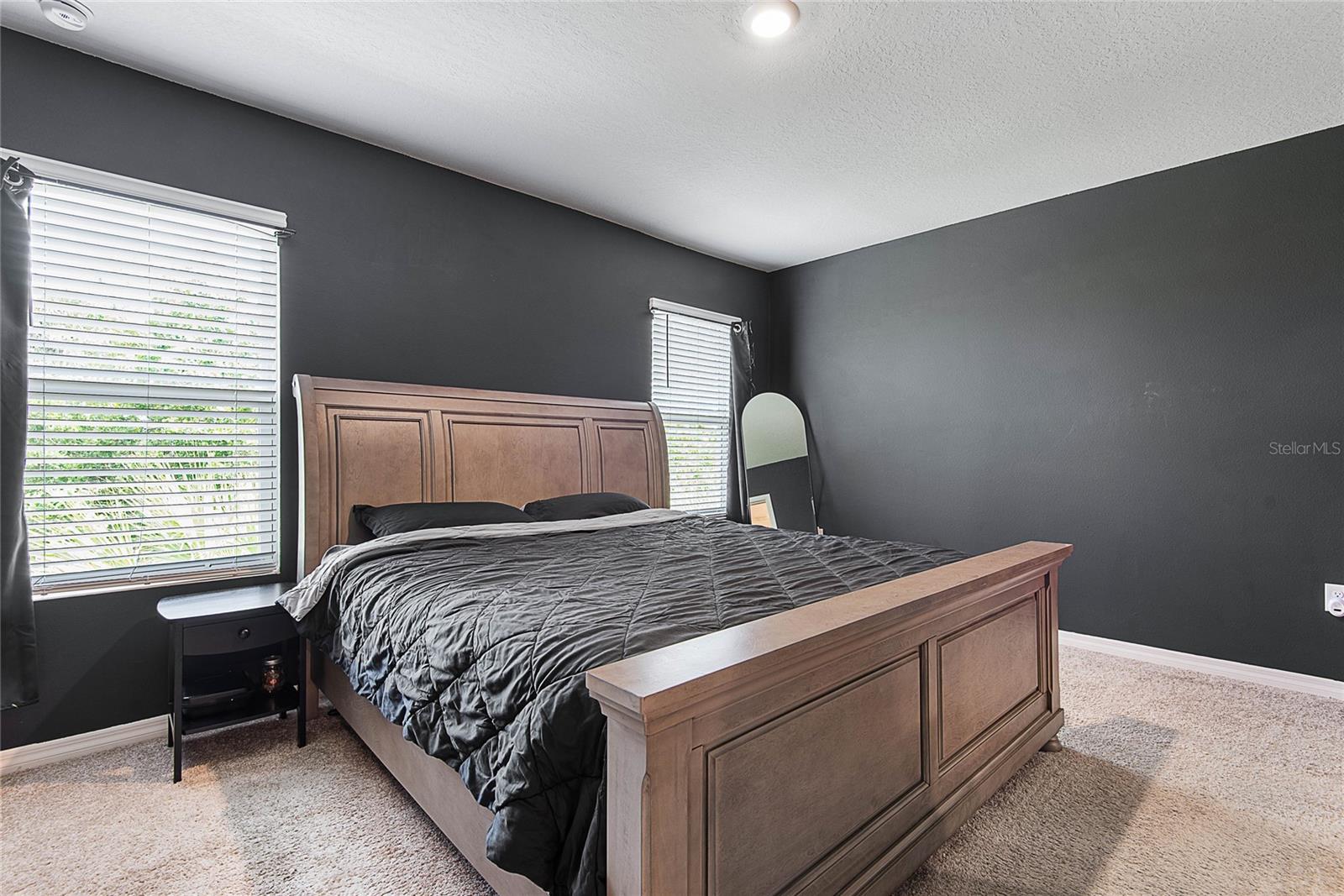 BELLA OAKS - Residential