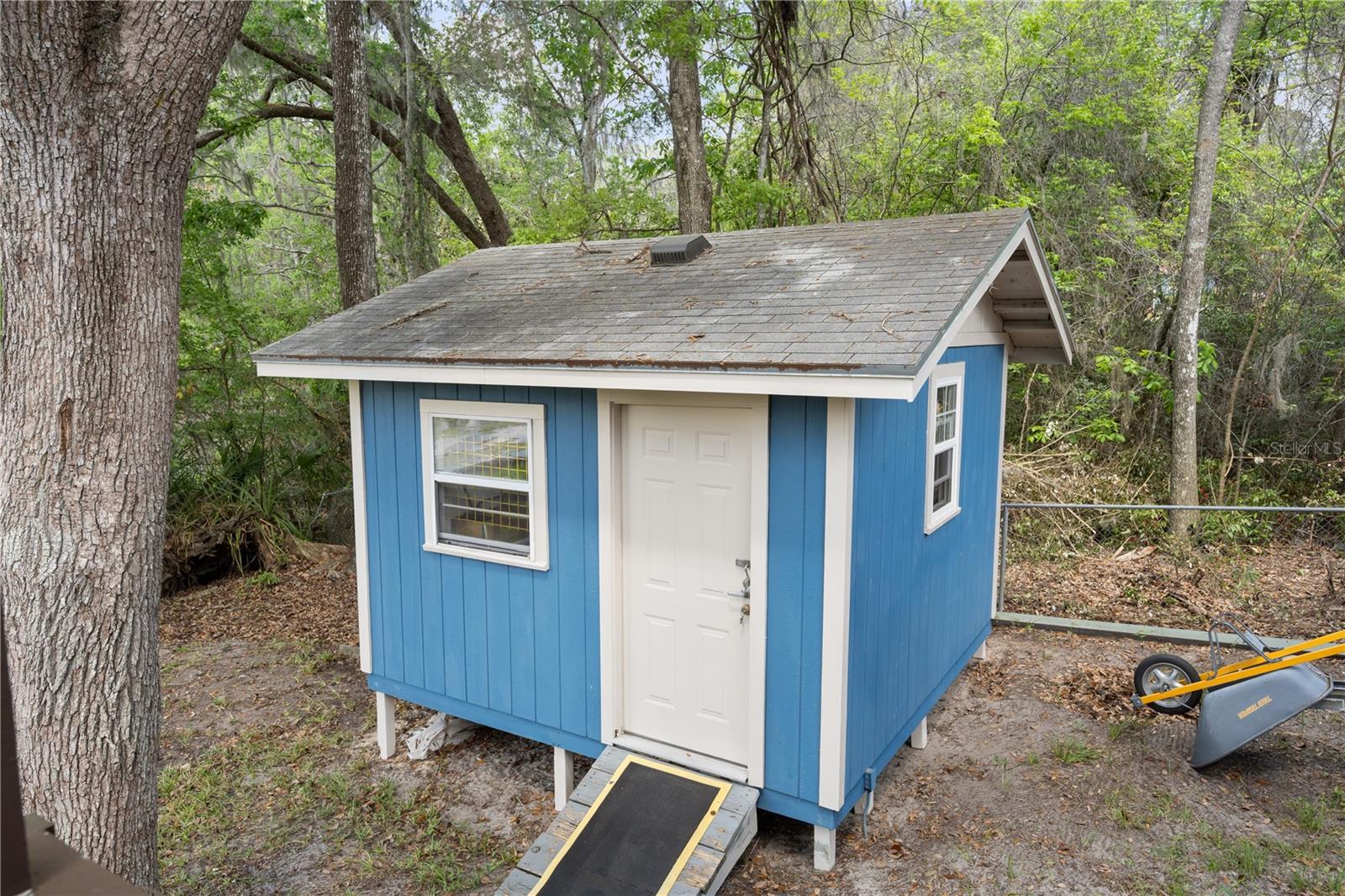 LAKEVIEW ESTATES - Residential