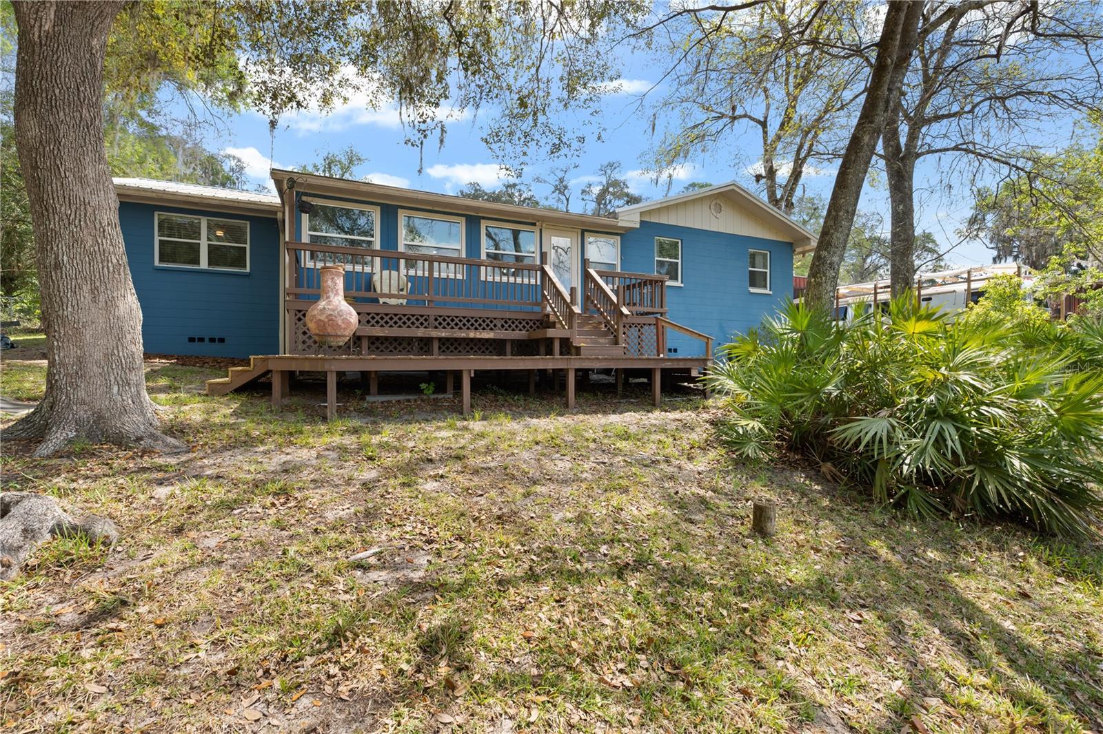 LAKEVIEW ESTATES - Residential