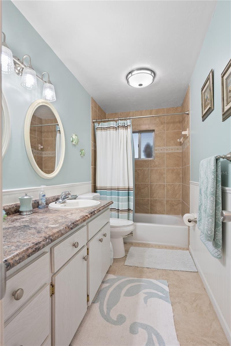 LAKEVIEW ESTATES - Residential