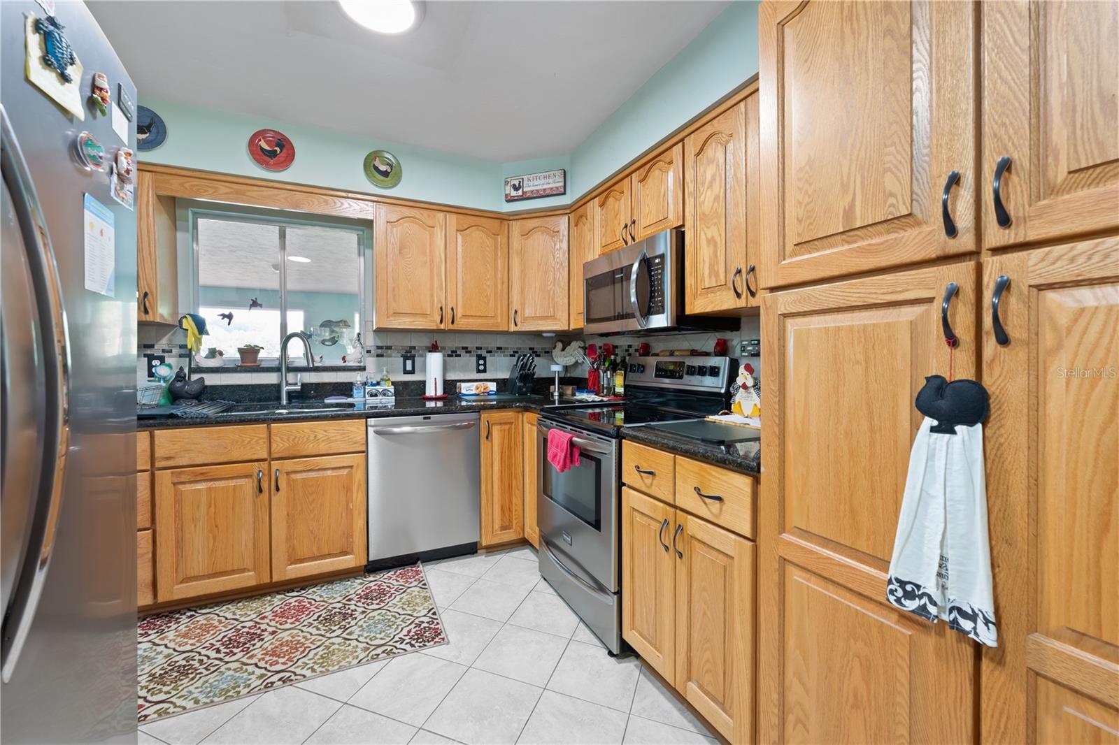 LAKEVIEW ESTATES - Residential