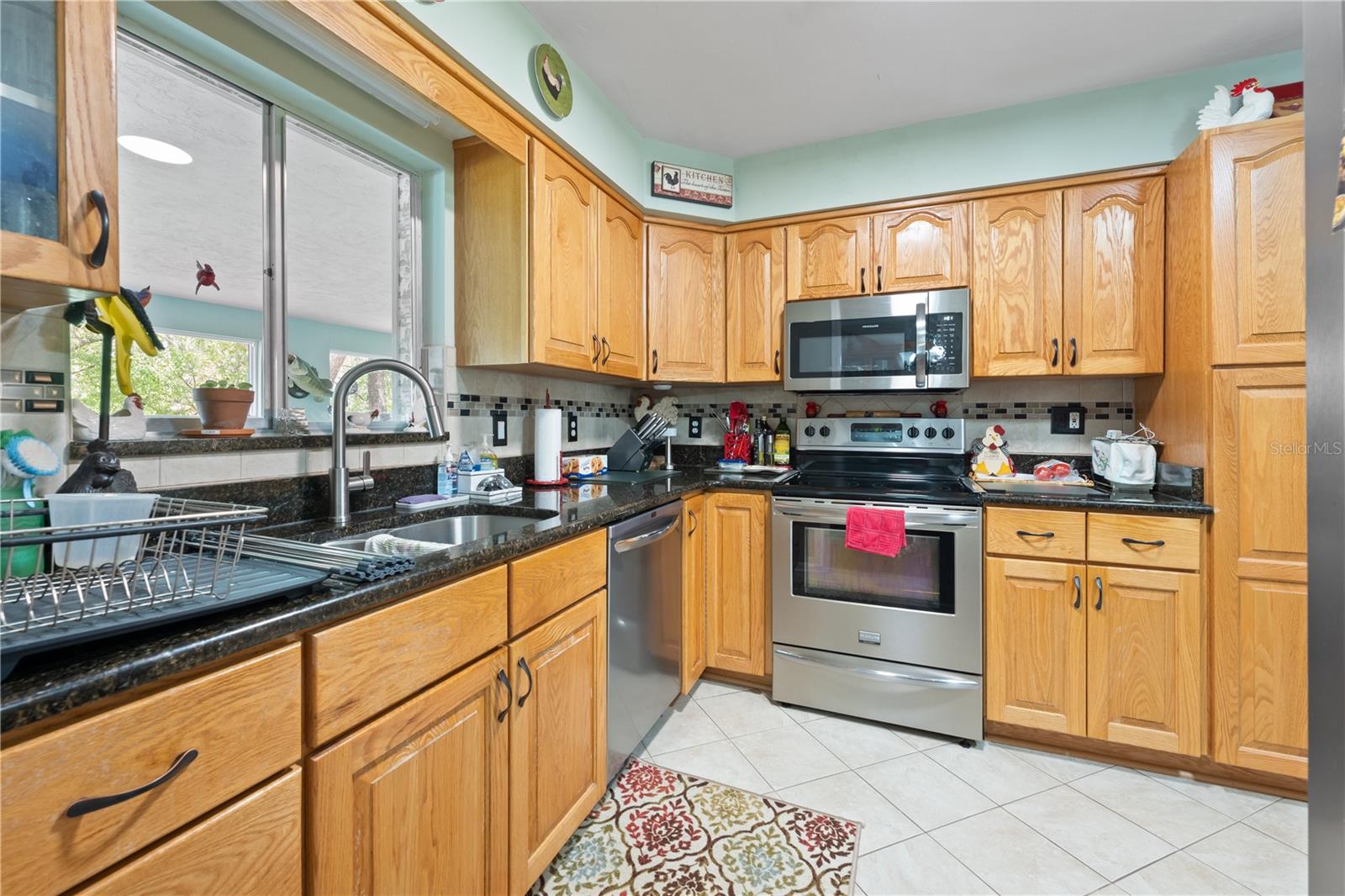 LAKEVIEW ESTATES - Residential