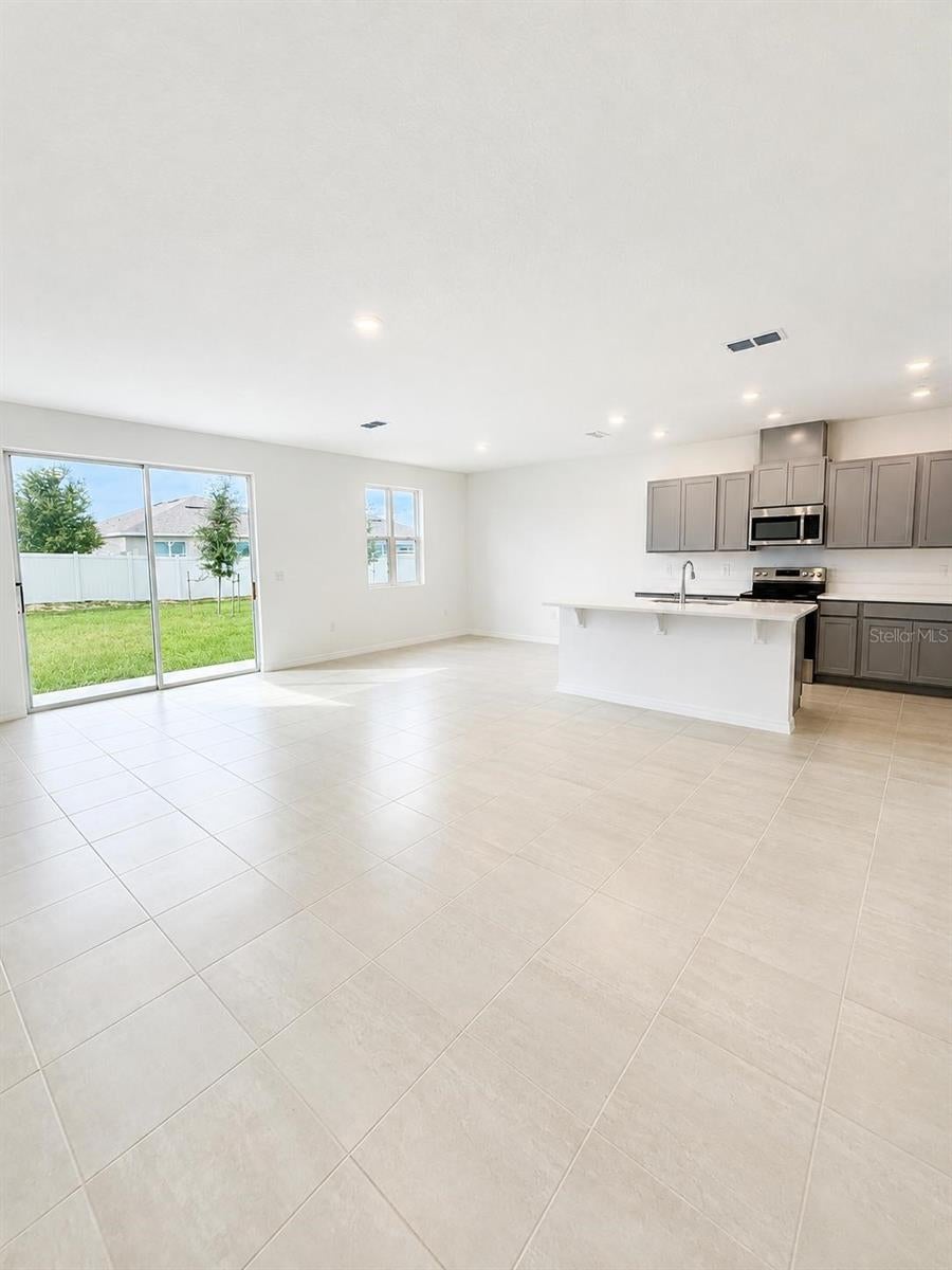 429 MARION LOOP