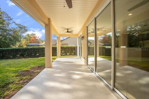 A home in DELAND