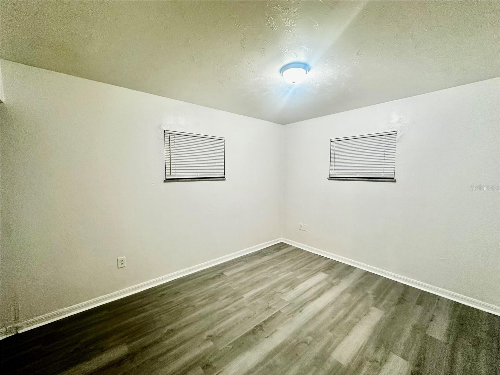 CLEARVIEW HEIGHTS 1ST ADD - Residential Lease