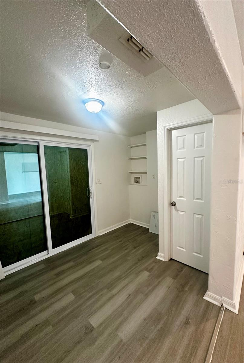 CLEARVIEW HEIGHTS 1ST ADD - Residential Lease