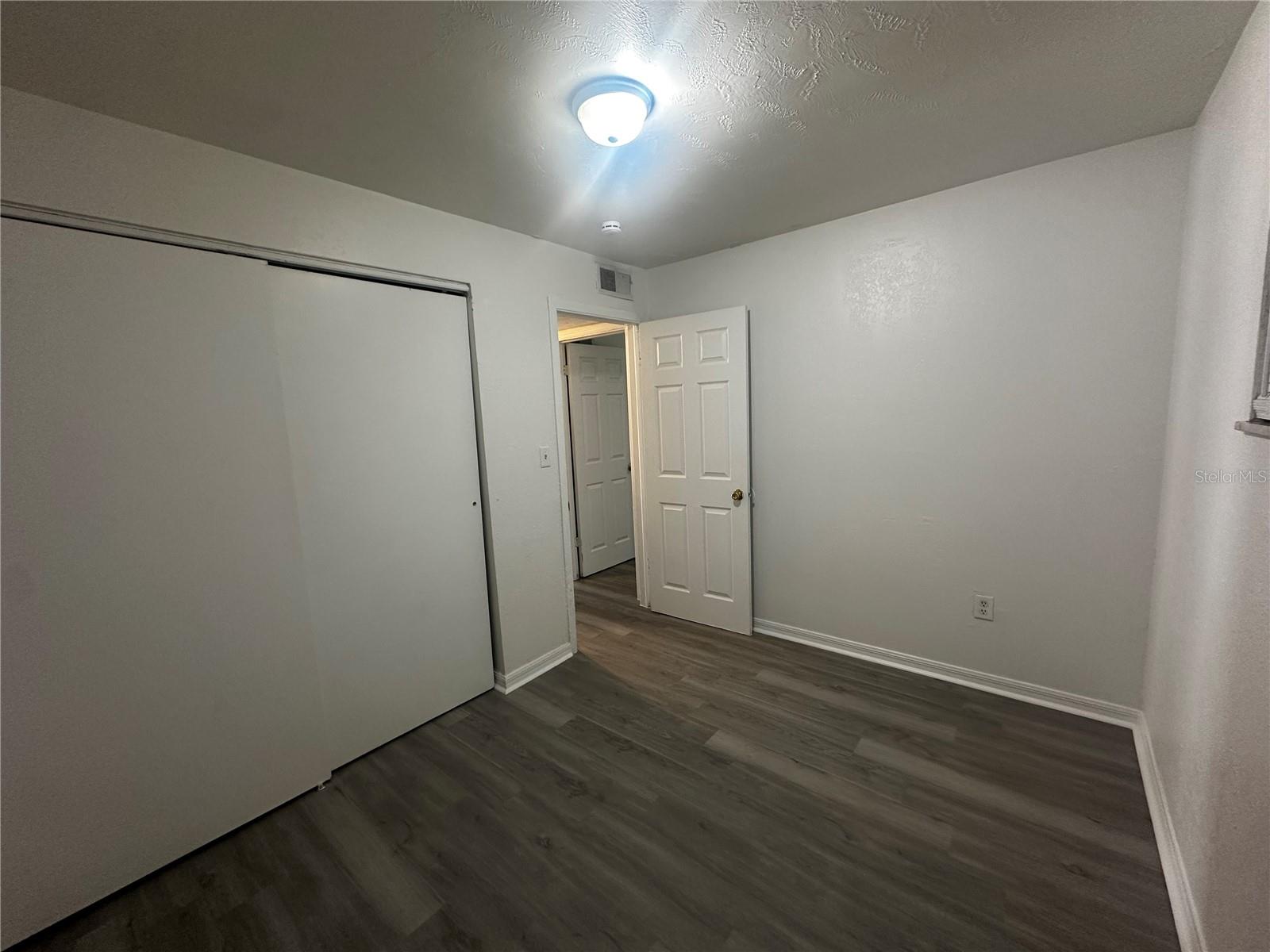 CLEARVIEW HEIGHTS 1ST ADD - Residential Lease