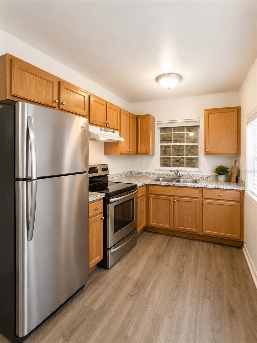 CLEARVIEW HEIGHTS 1ST ADD - Residential Lease