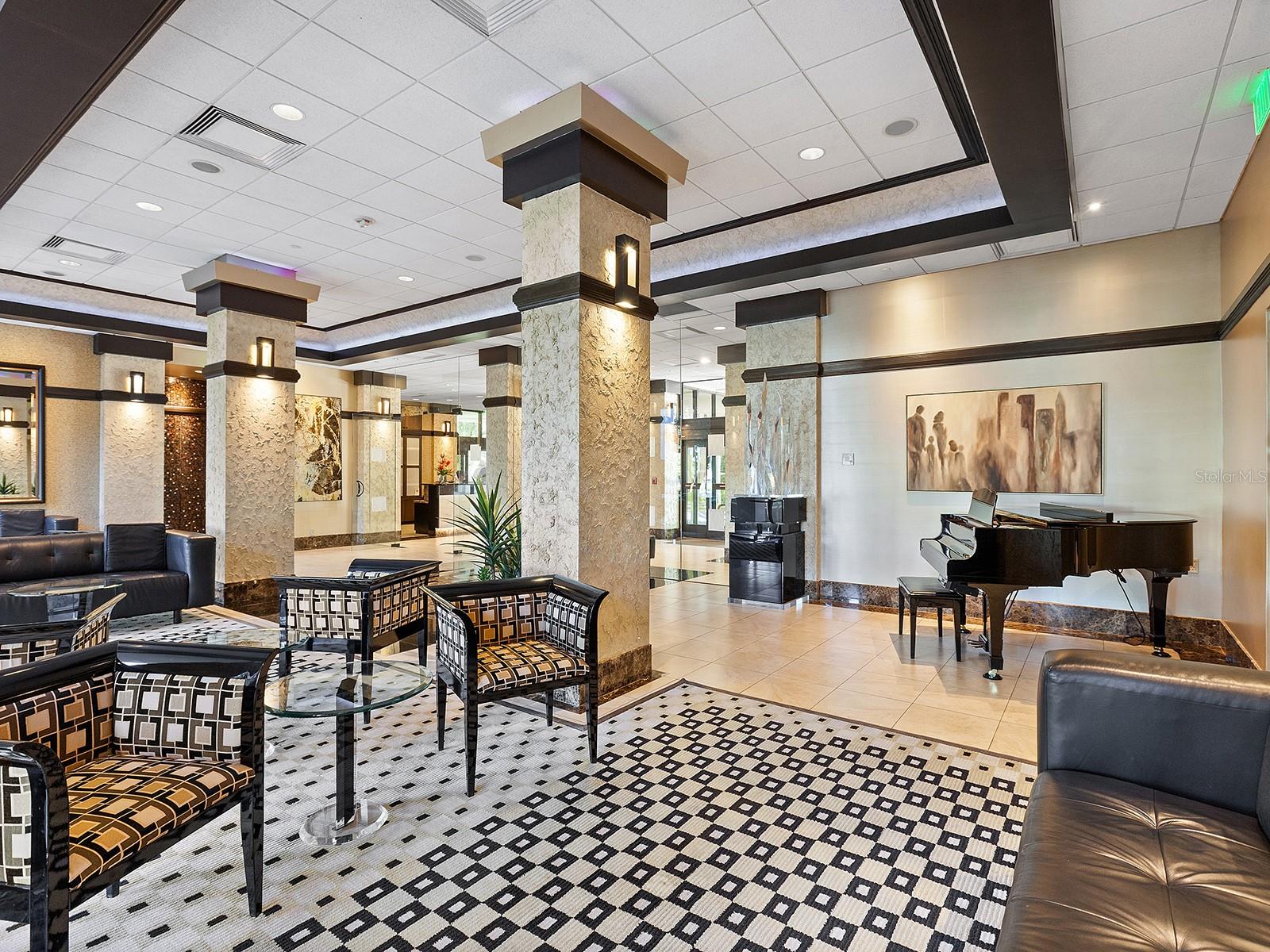 BAY PLAZA - Residential