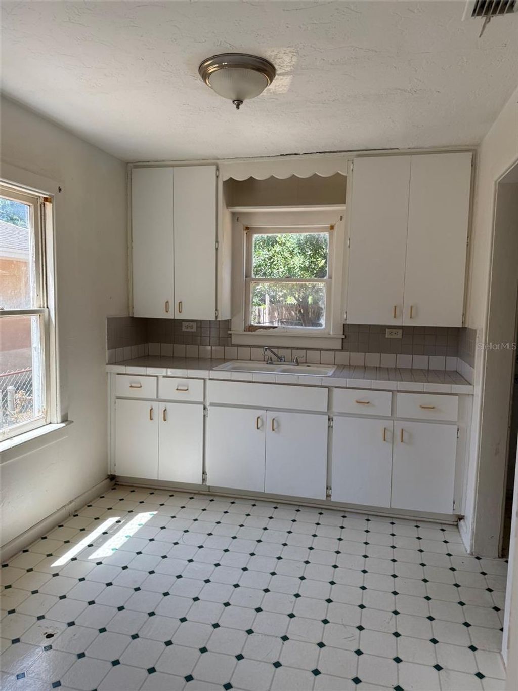 Photo of 2845 23rd Avenue N, St Petersburg, FL 33713 (MLS # TB8501694)