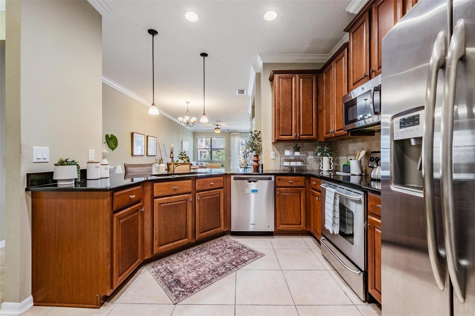 SOUTH HAMPTON - Residential