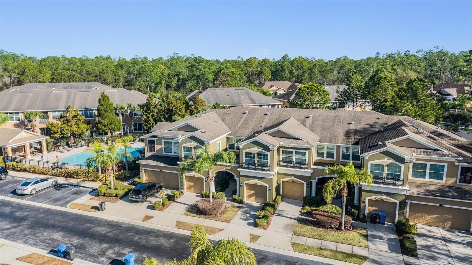 SOUTH HAMPTON - Residential