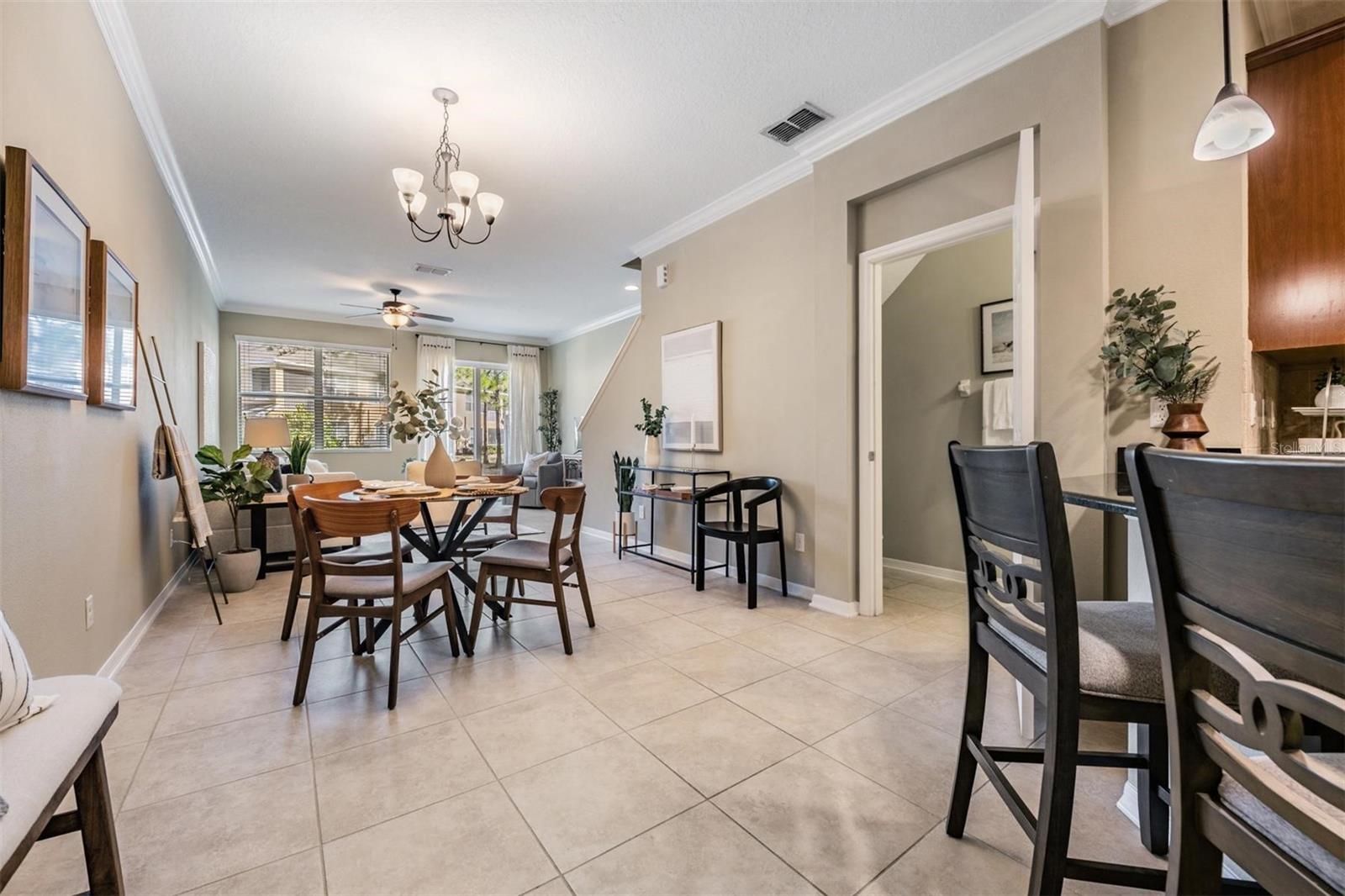 SOUTH HAMPTON - Residential