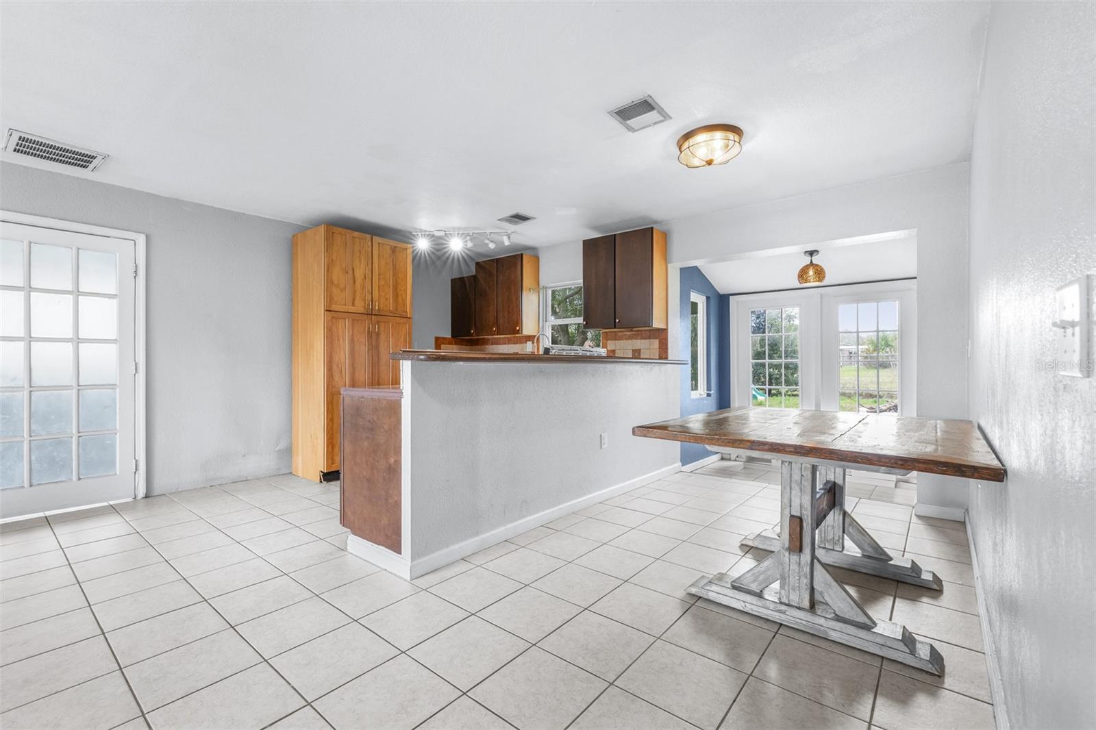 SUN ACRES - Residential