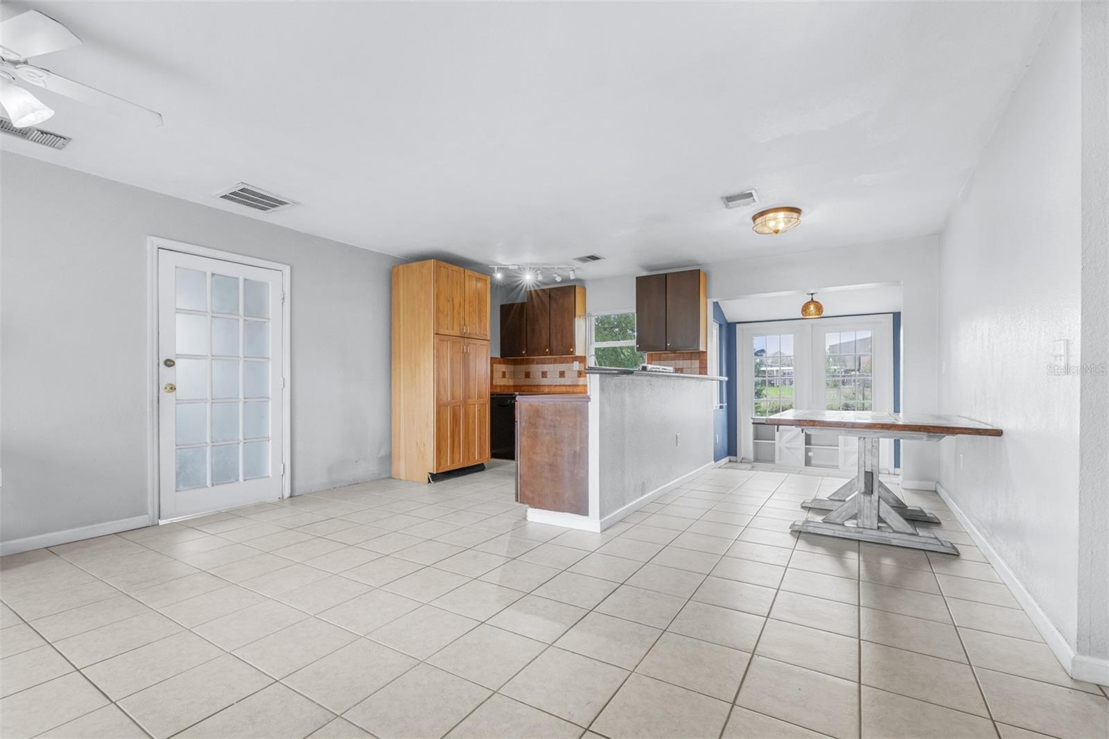 SUN ACRES - Residential