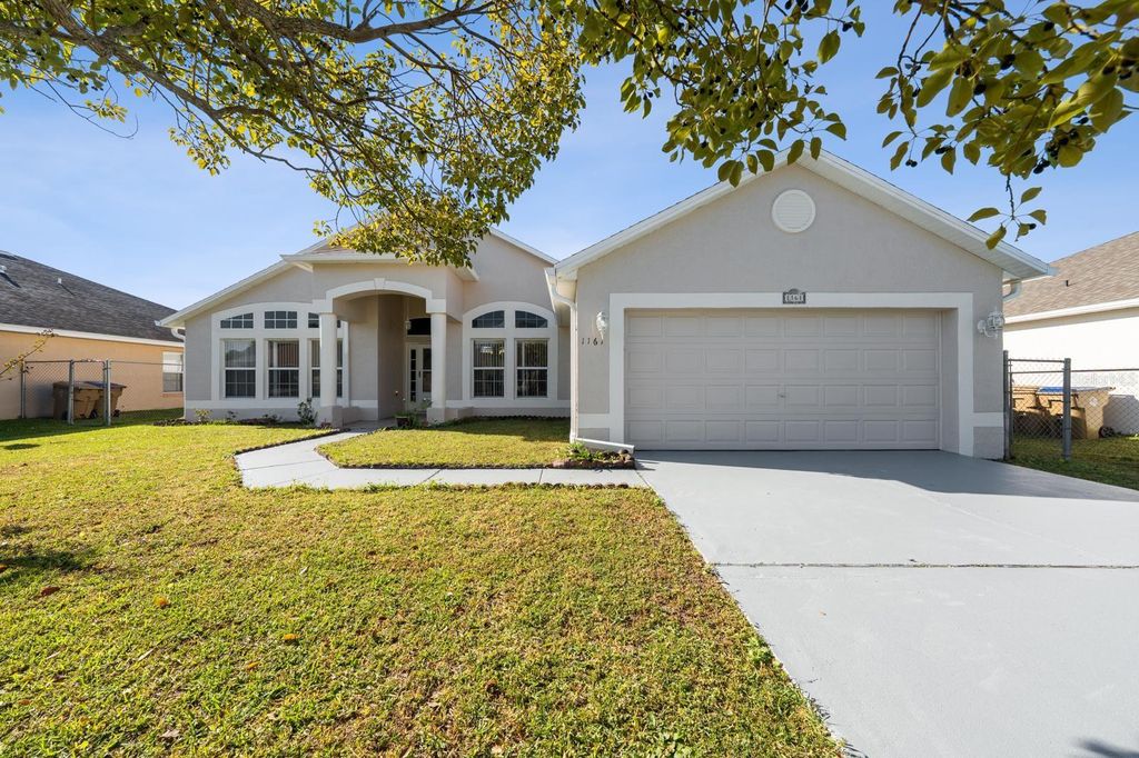 Photo of 1161 Saint Tropez Court, Kissimmee, FL 34759 (MLS # S5137532)