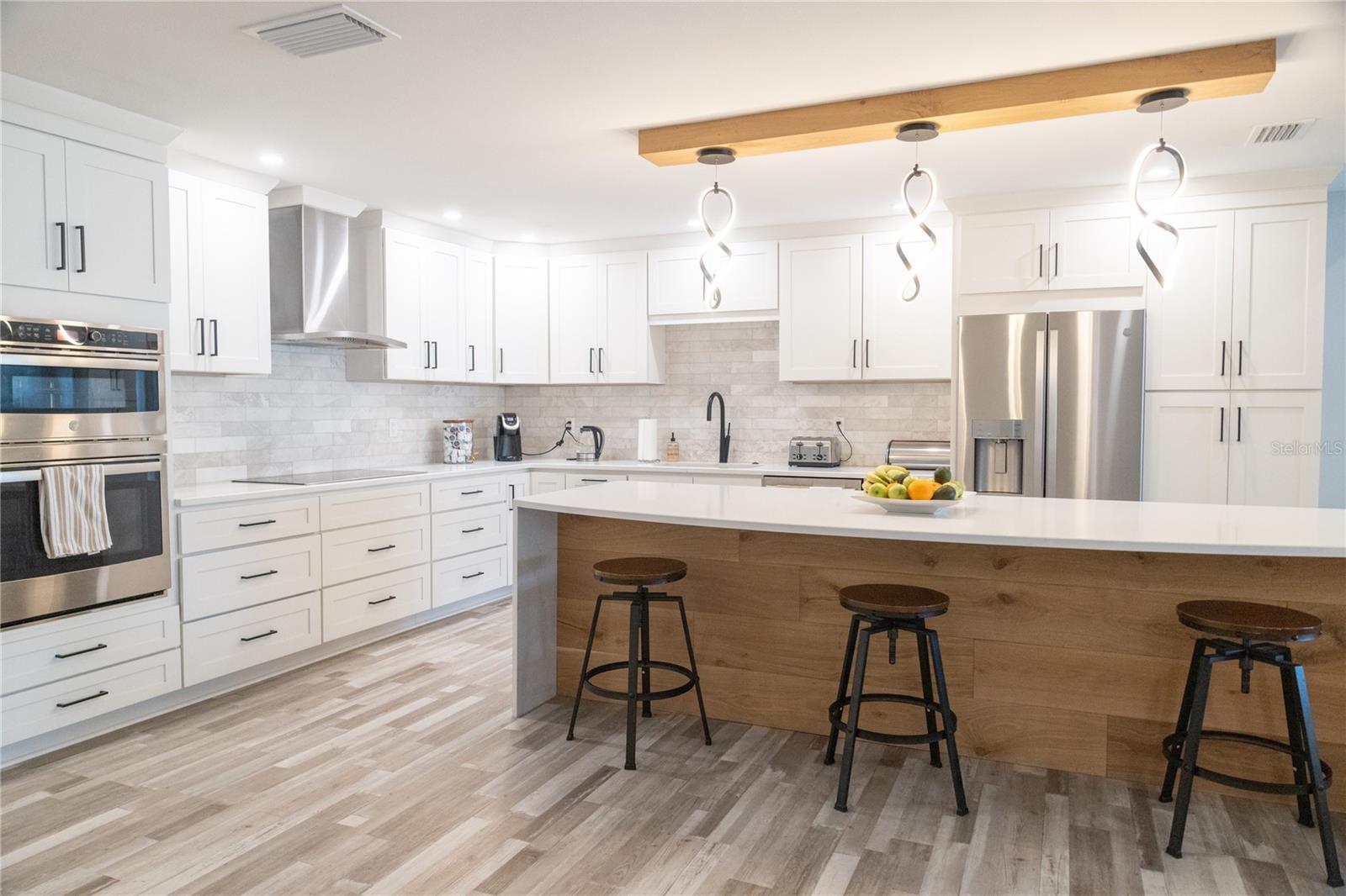 MAGELLAN PARK - Residential Lease