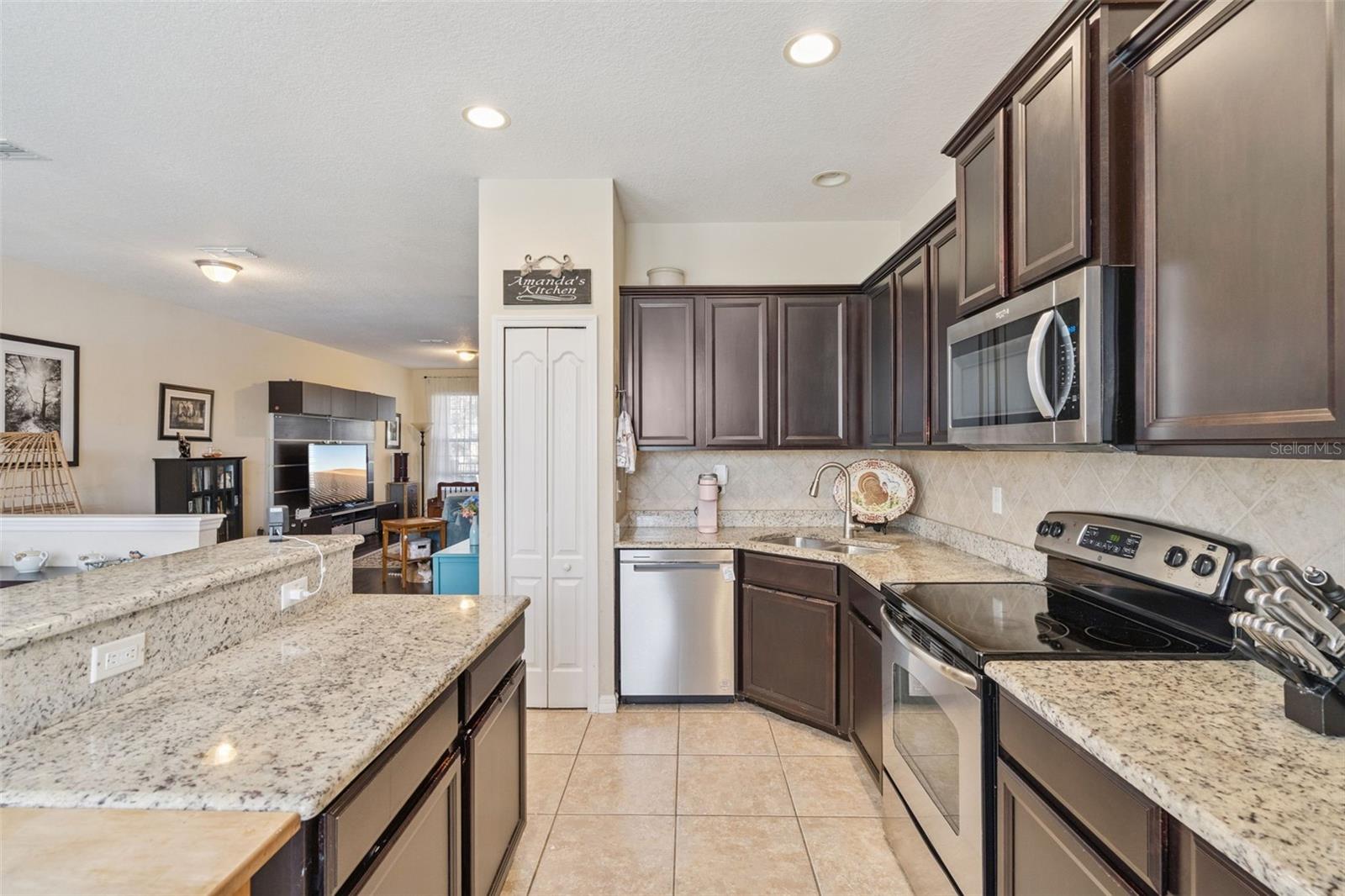 RIVIERA - Residential