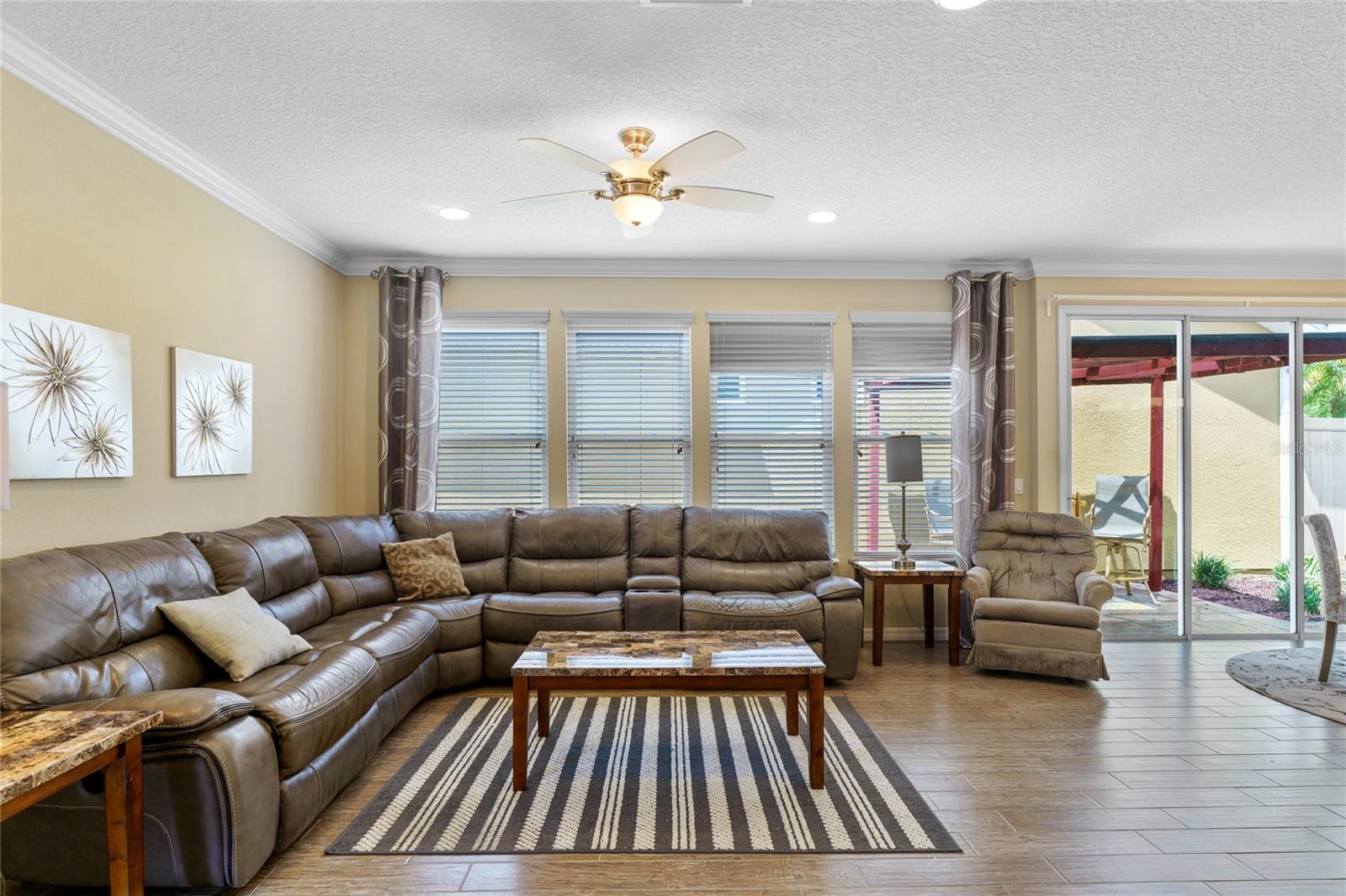 CASCADES/GROVELAND PH 2 & 3 RE - Residential