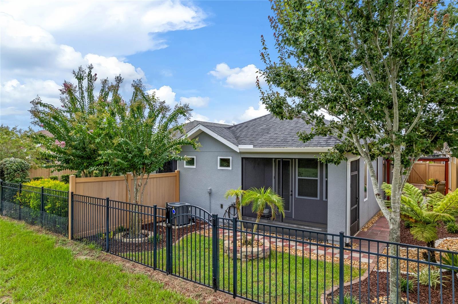 CASCADES/GROVELAND PH 2 & 3 RE - Residential
