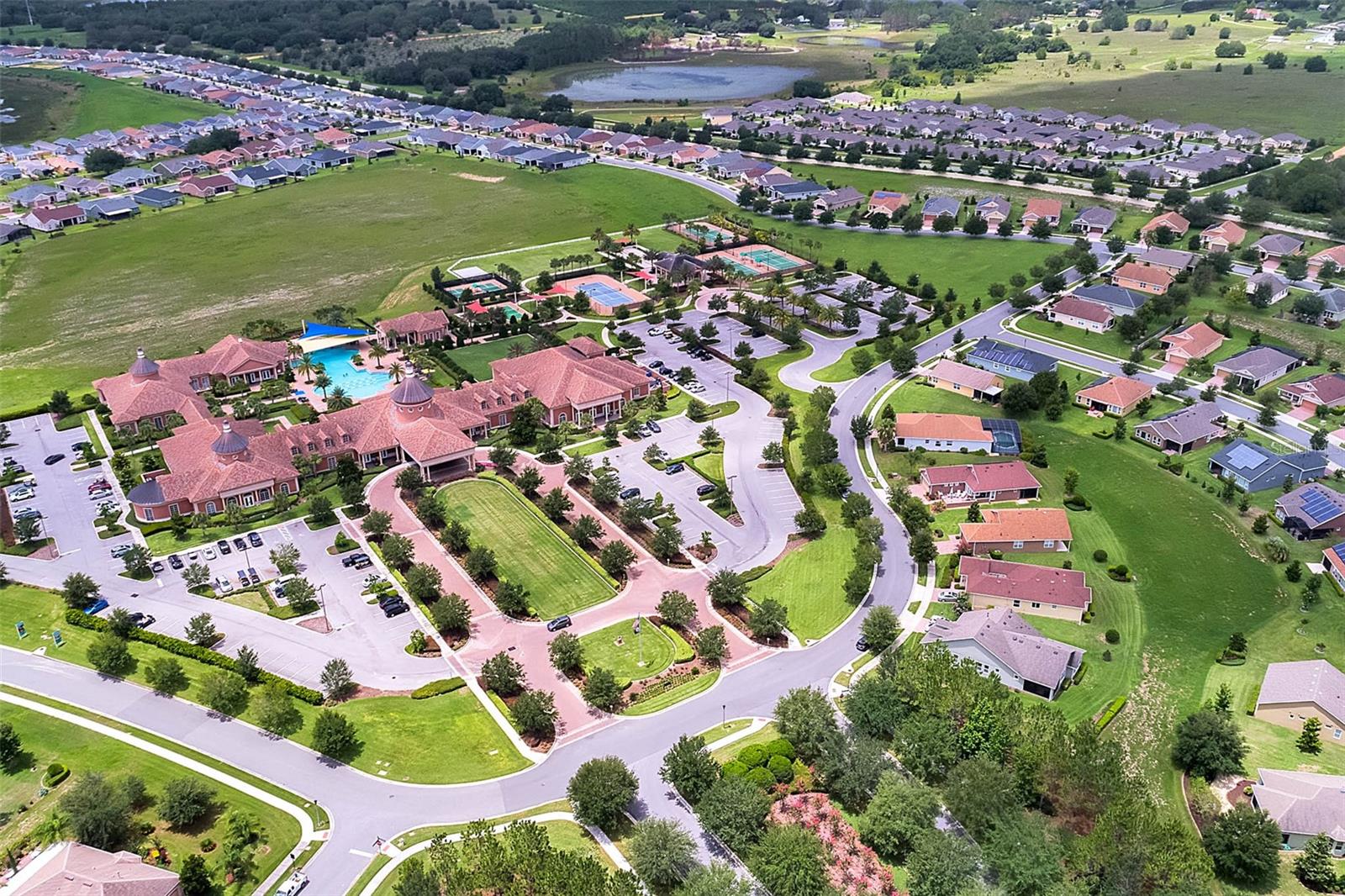 CASCADES/GROVELAND PH 2 & 3 RE - Residential