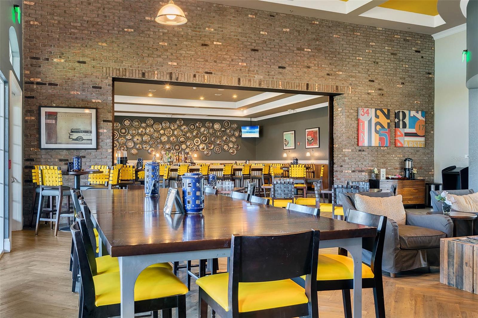 CASCADES/GROVELAND PH 2 & 3 RE - Residential