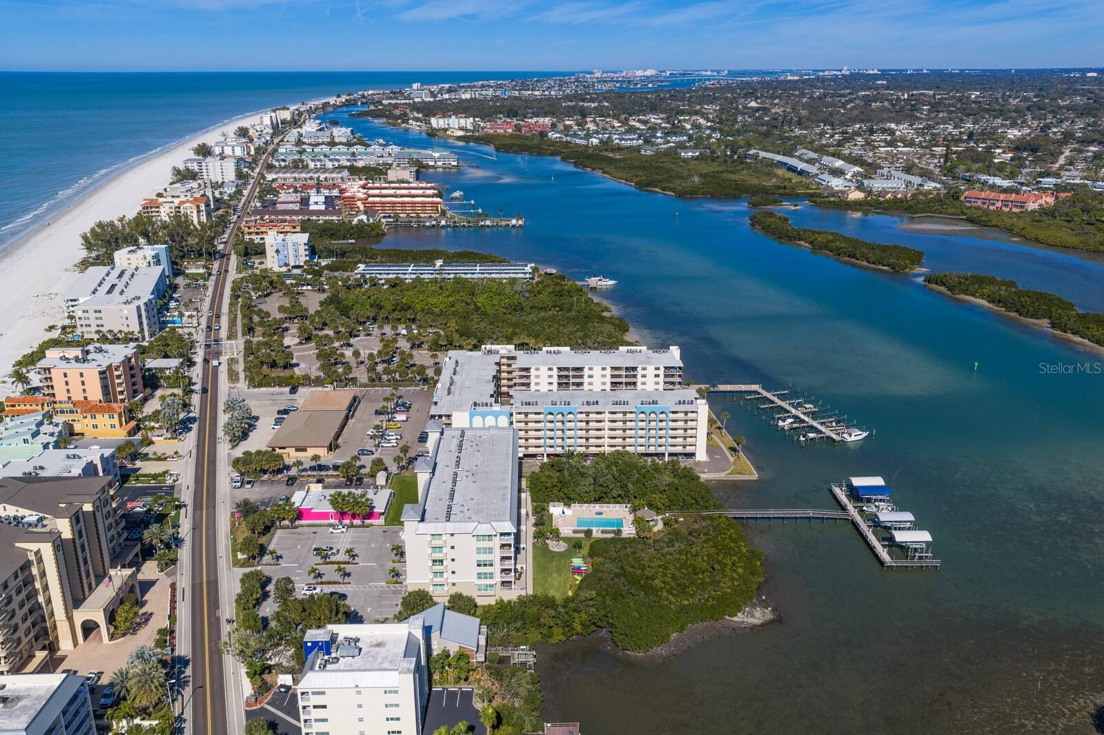 DOLPHIN KEY CONDO - Residential