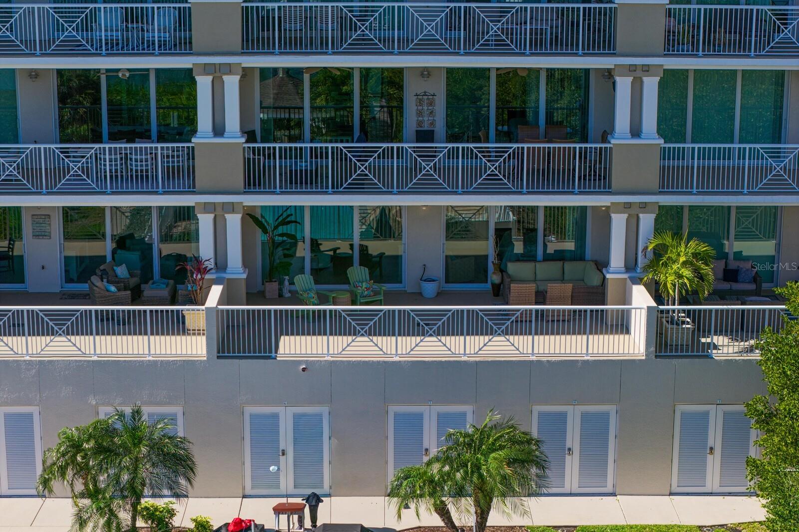 DOLPHIN KEY CONDO - Residential
