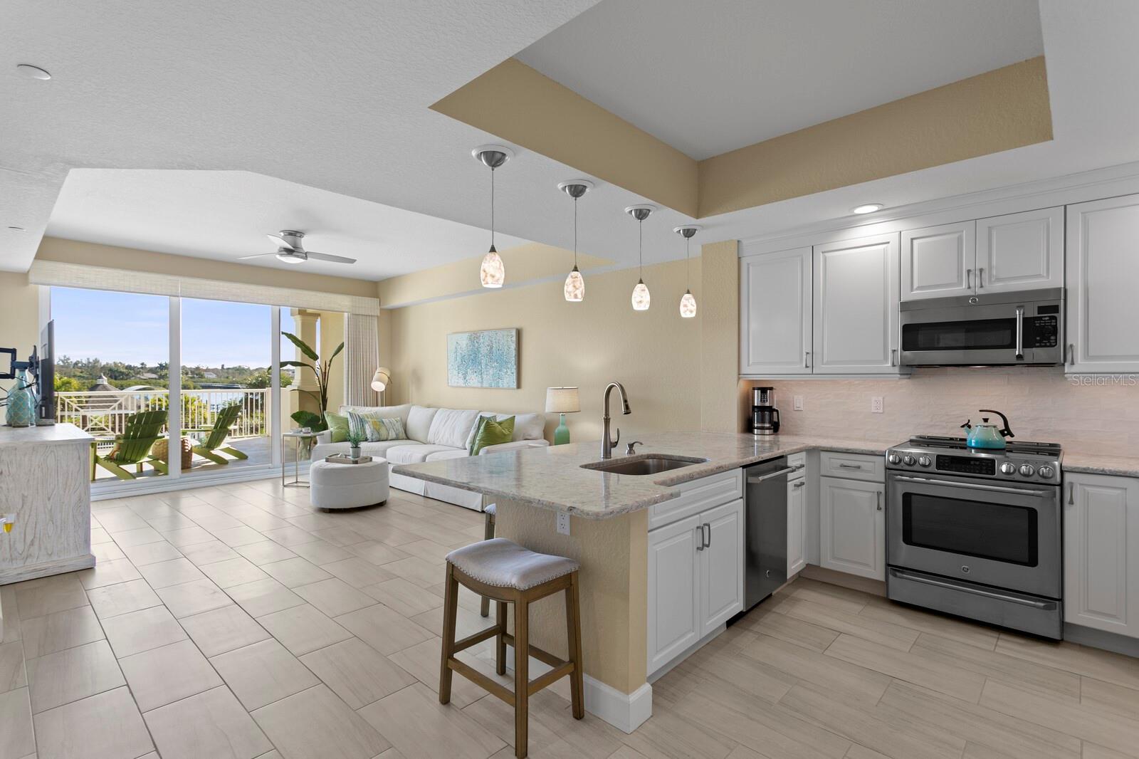 DOLPHIN KEY CONDO - Residential