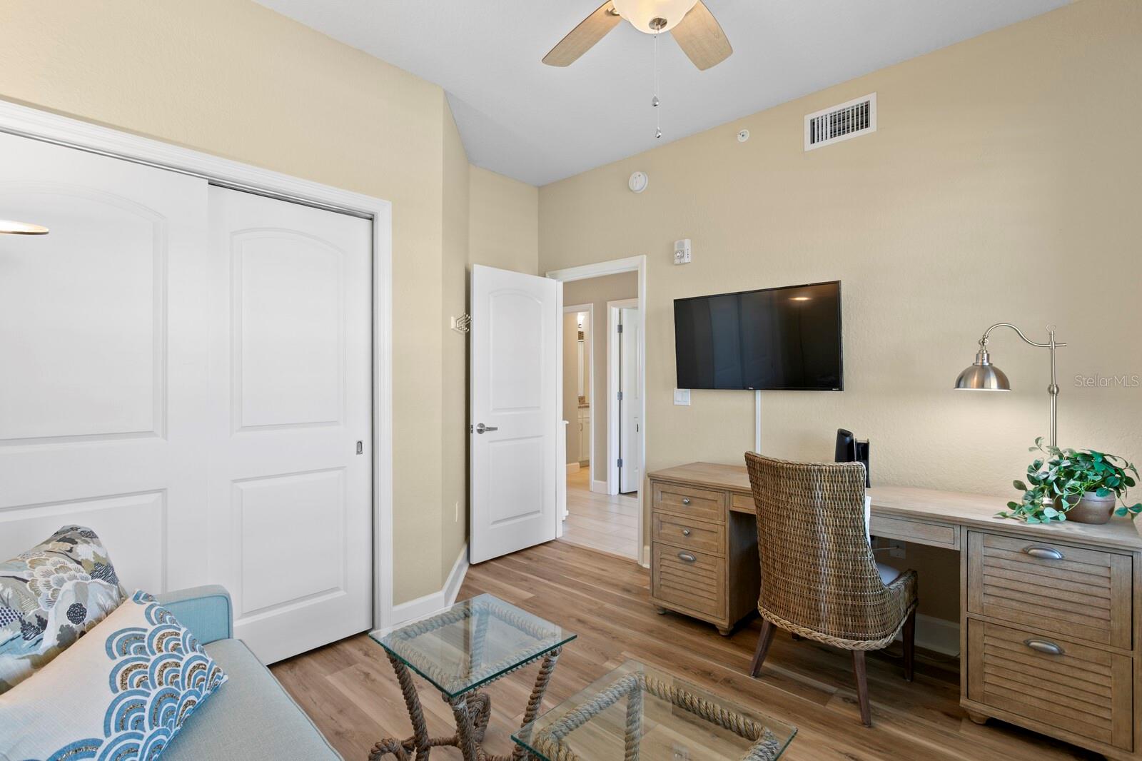 DOLPHIN KEY CONDO - Residential